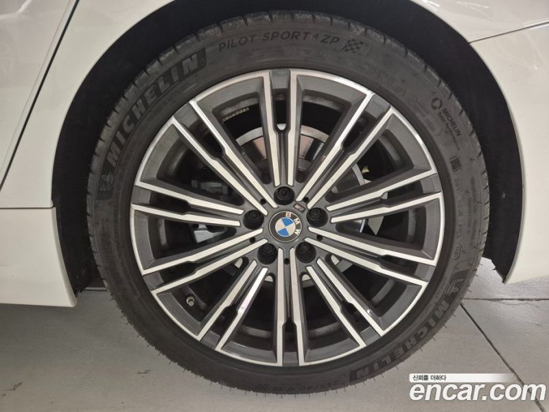 BMW 3-Series i320 M Sport