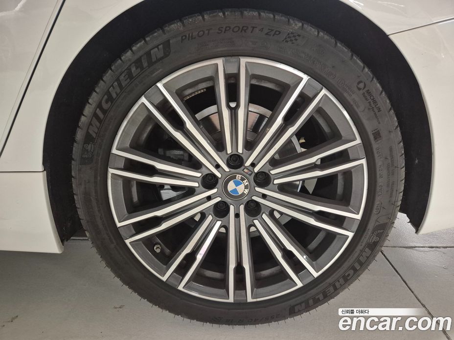 BMW 3-Series i320 M Sport