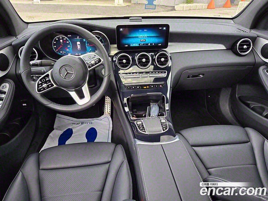 Mercedes Benz GLC-Class GLC220 D 4MATIC Coupe