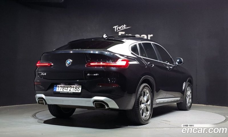 BMW X4 xDrive20i xLine