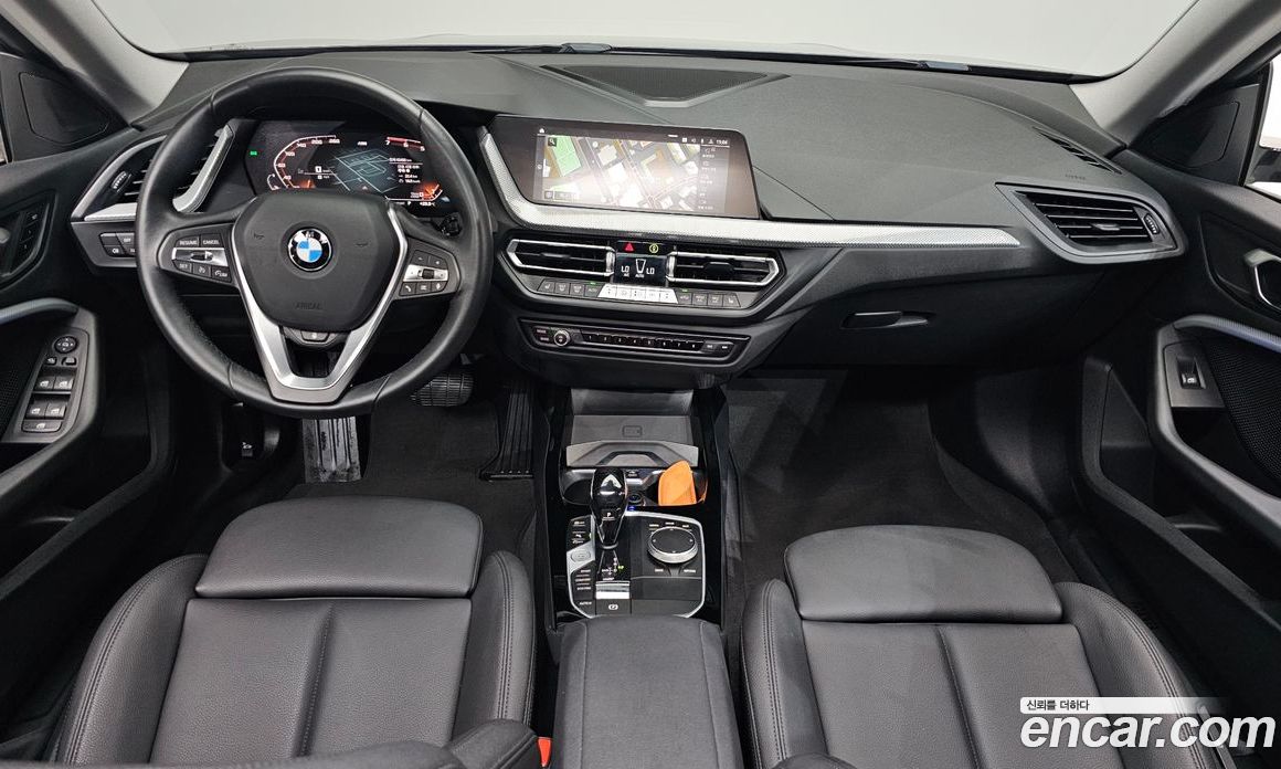 BMW 2-Series i220 Advantage