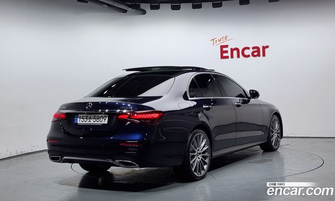 Mercedes Benz E-Class E350 4MATIC AMG Line