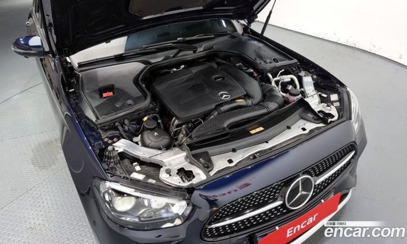 Mercedes Benz E-Class E350 4MATIC AMG Line