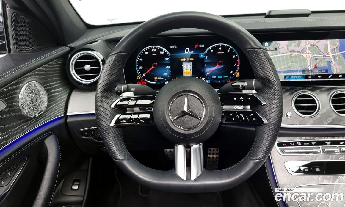 Mercedes Benz E-Class E350 4MATIC AMG Line