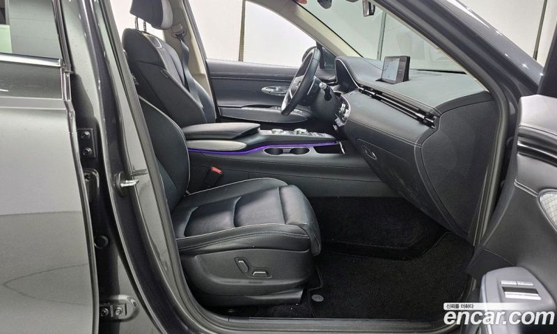 Genesis GV70 2.5T Gasoline AWD