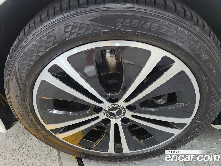 Mercedes Benz E-Class E250 Avantgarde