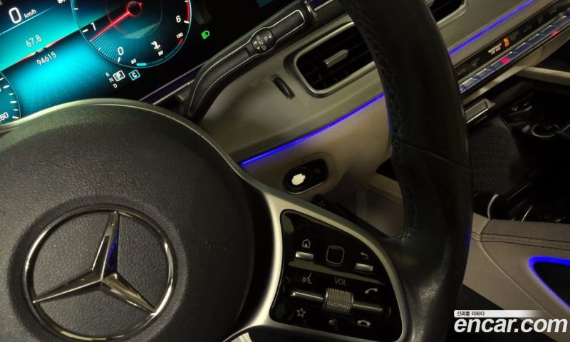 Mercedes Benz GLE-Class GLE300d 4MATIC