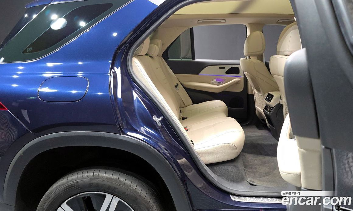 Mercedes Benz GLE-Class GLE300d 4MATIC