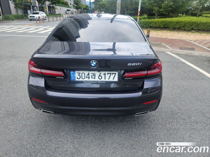 BMW 5-Series i520 M Sport