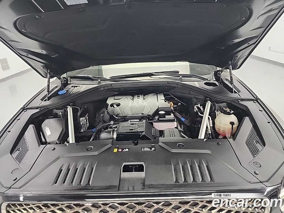 Genesis GV70 2.5T Gasoline 2WD
