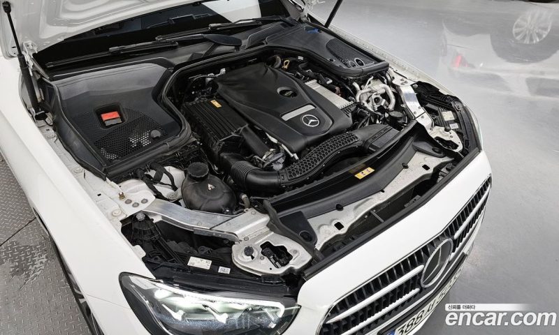 Mercedes Benz E-Class E250 Avantgarde