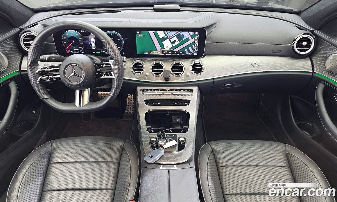 Mercedes Benz E-Class E350 4MATIC AMG Line