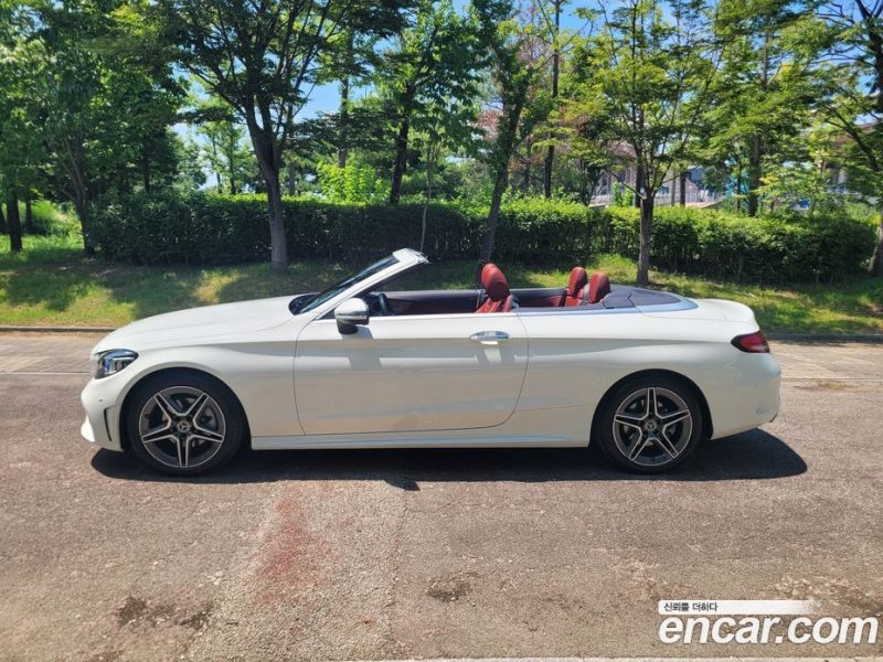 Mercedes Benz C-Class C200 Cabriolet
