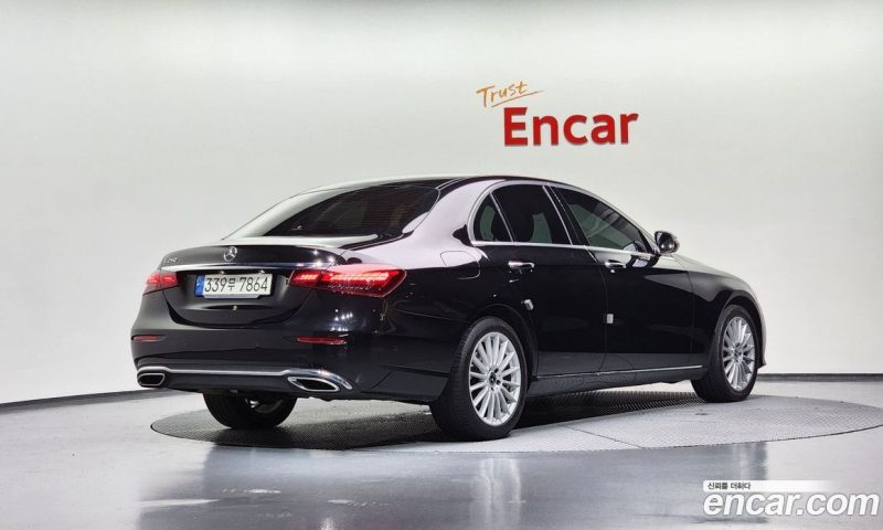 Mercedes Benz E-Class E250 Exclusive