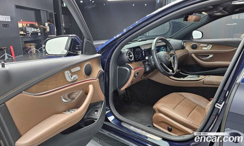 Mercedes Benz E-Class E250 Exclusive