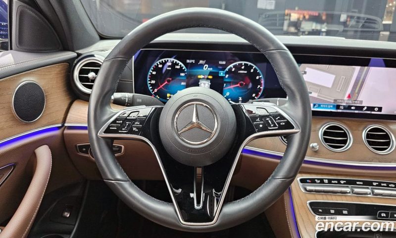 Mercedes Benz E-Class E250 Exclusive