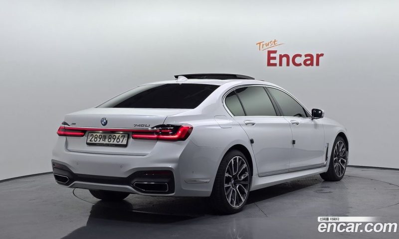 BMW 7-Series 740Li xDrive M Sport Package