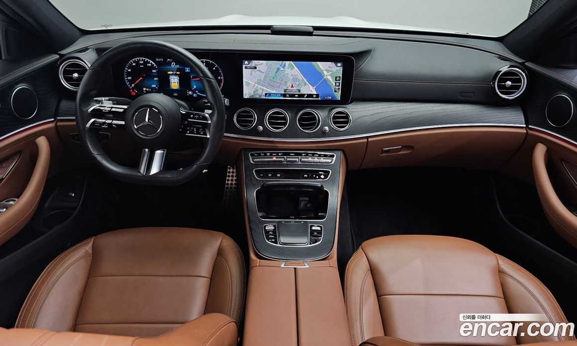 Mercedes Benz E-Class E220d 4MATIC AMG Line