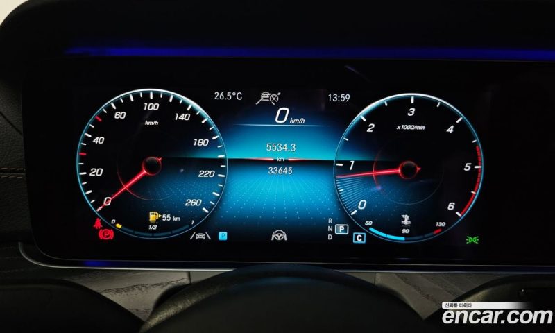 Mercedes Benz E-Class E220d 4MATIC AMG Line