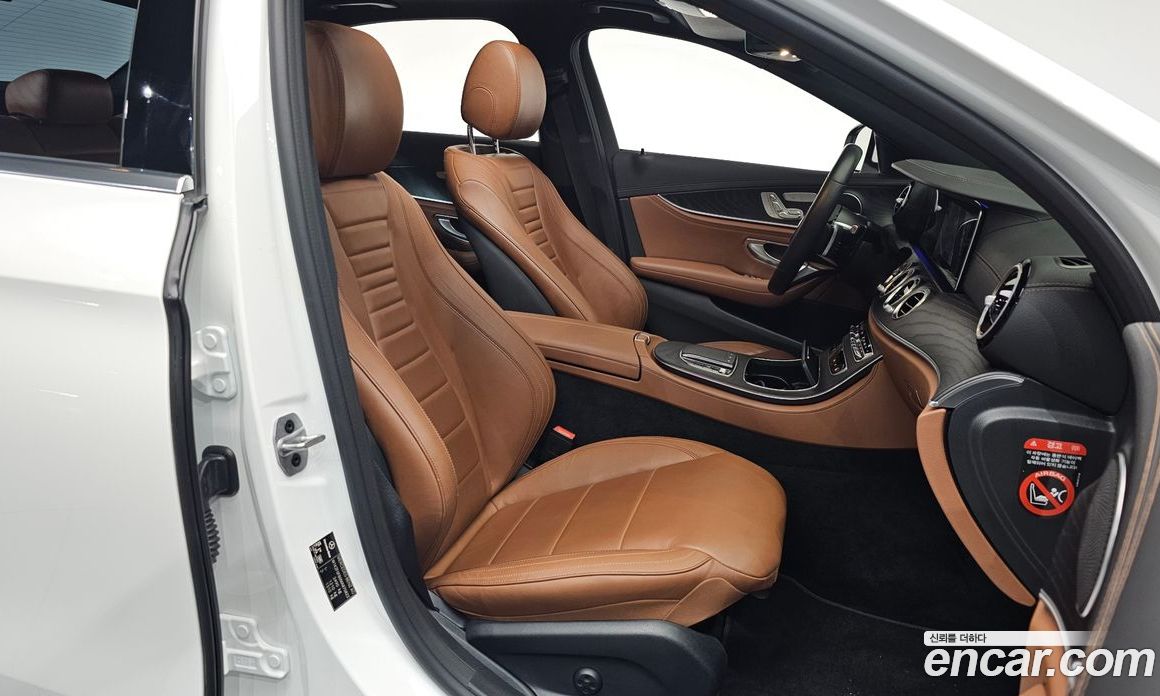 Mercedes Benz E-Class E220d 4MATIC AMG Line