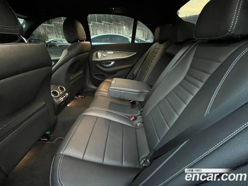 Mercedes Benz E-Class E350 4MATIC Avantgarde