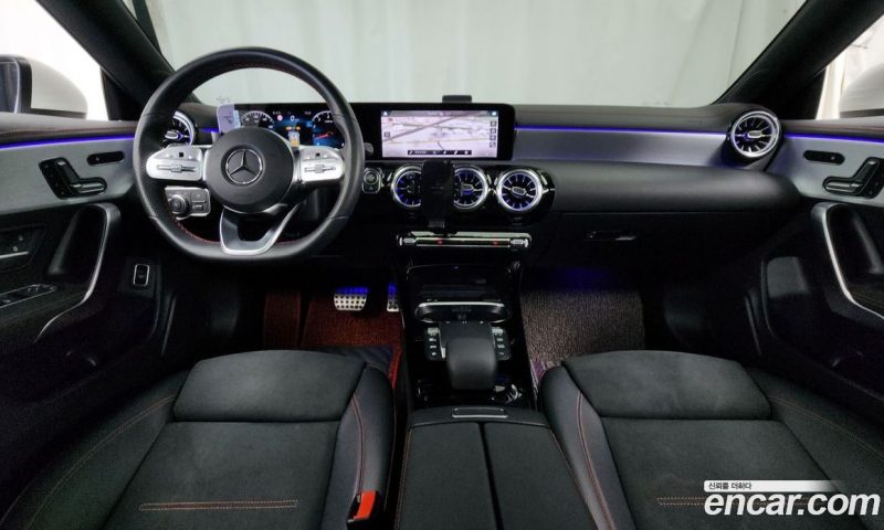 Mercedes Benz CLA-Class CLA250 4MATIC