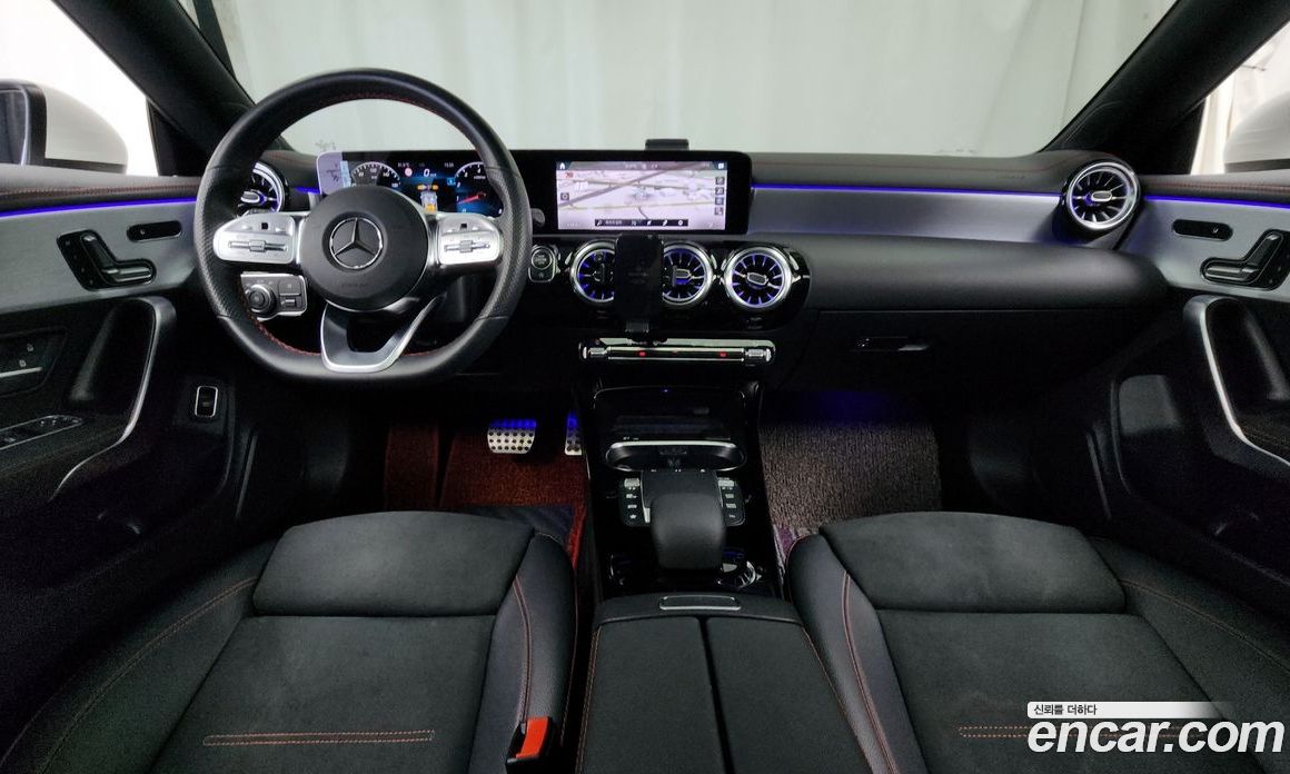 Mercedes Benz CLA-Class CLA250 4MATIC