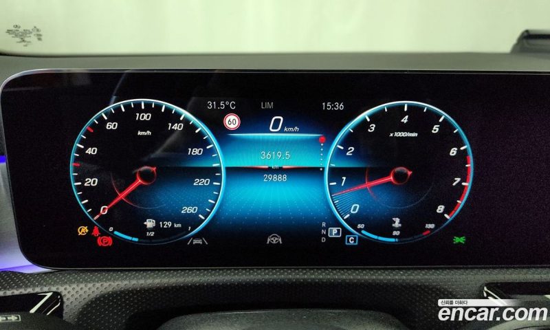 Mercedes Benz CLA-Class CLA250 4MATIC