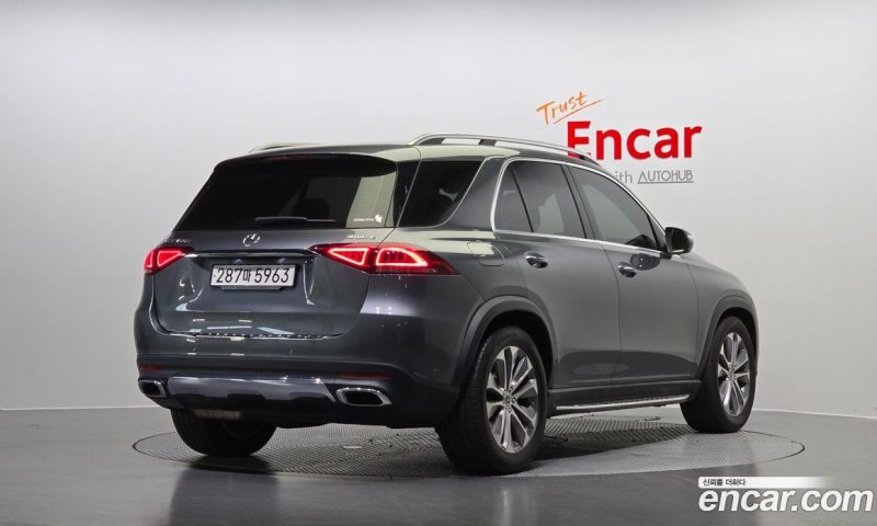 Mercedes Benz GLE-Class GLE300d 4MATIC