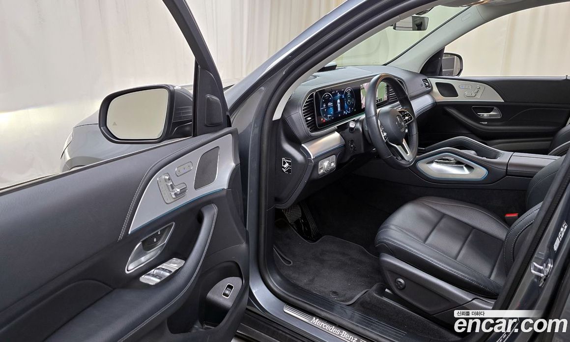 Mercedes Benz GLE-Class GLE300d 4MATIC