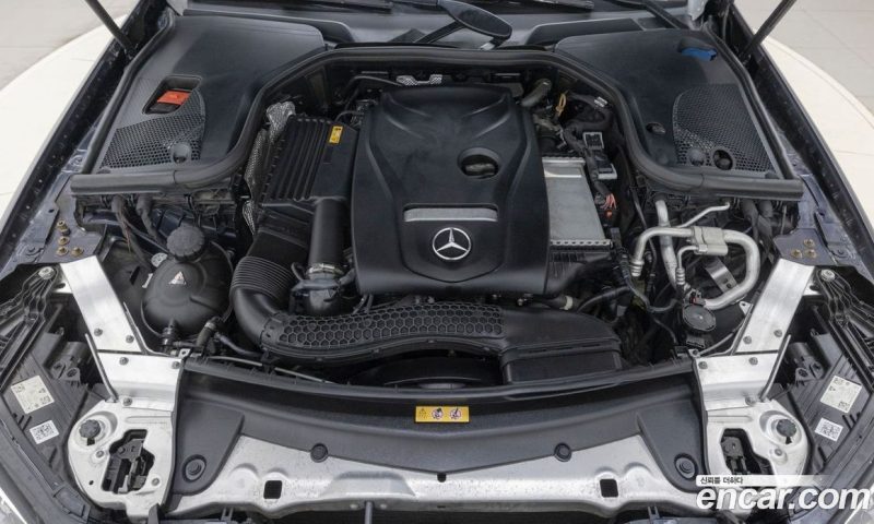 Mercedes Benz E-Class E250 Avantgarde