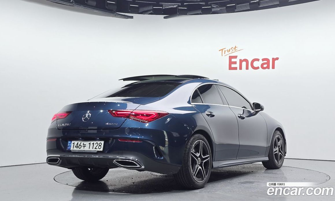 Mercedes Benz CLA-Class CLA250 4MATIC