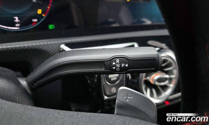 Mercedes Benz CLA-Class CLA250 4MATIC