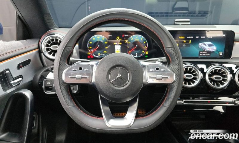 Mercedes Benz CLA-Class CLA250 4MATIC