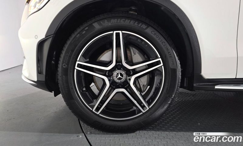 Mercedes Benz GLC-Class GLC300 4MATIC Premium Coupe