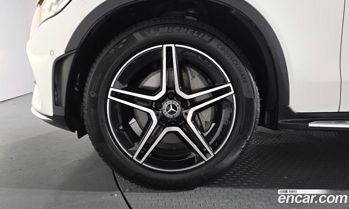 Mercedes Benz GLC-Class GLC300 4MATIC Premium Coupe