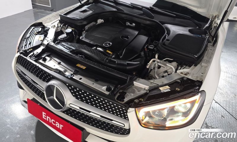 Mercedes Benz GLC-Class GLC300 4MATIC Premium Coupe