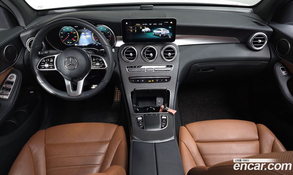 Mercedes Benz GLC-Class GLC300 4MATIC Premium Coupe