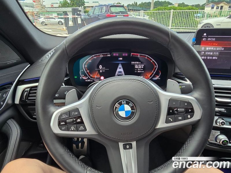 BMW 5-Series i530 xDrive M Sport Package
