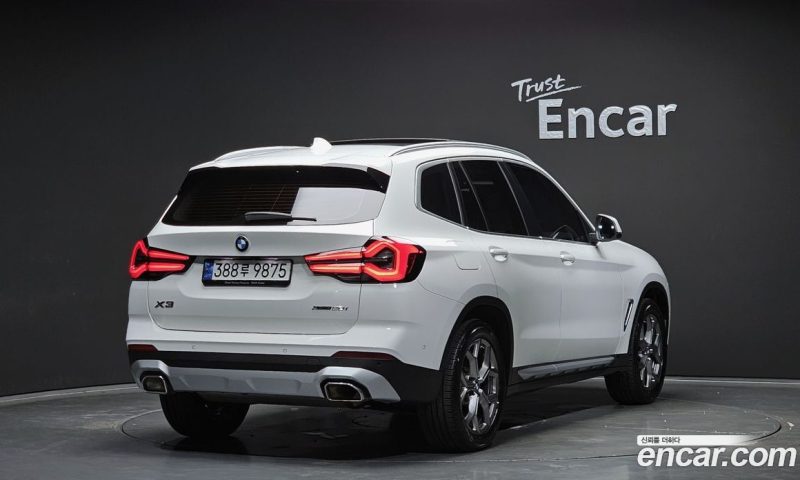 BMW X3 xDrive i20