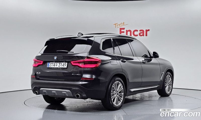 BMW X3 xDrive i20 Luxury