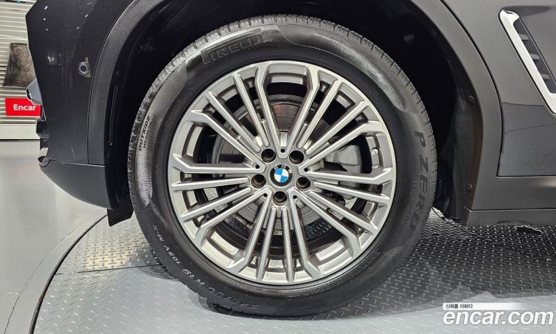 BMW X3 xDrive i20 Luxury