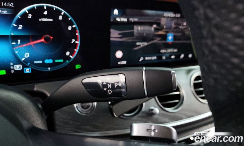 Mercedes Benz E-Class E350 4MATIC AMG Line Edition