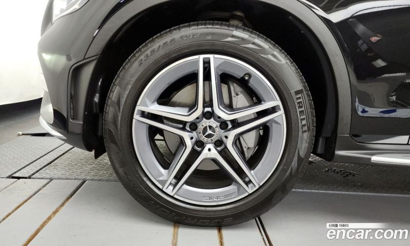 Mercedes Benz GLC-Class GLC220 D 4MATIC Coupe