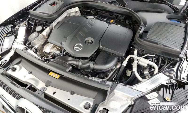 Mercedes Benz GLC-Class GLC220 D 4MATIC Coupe