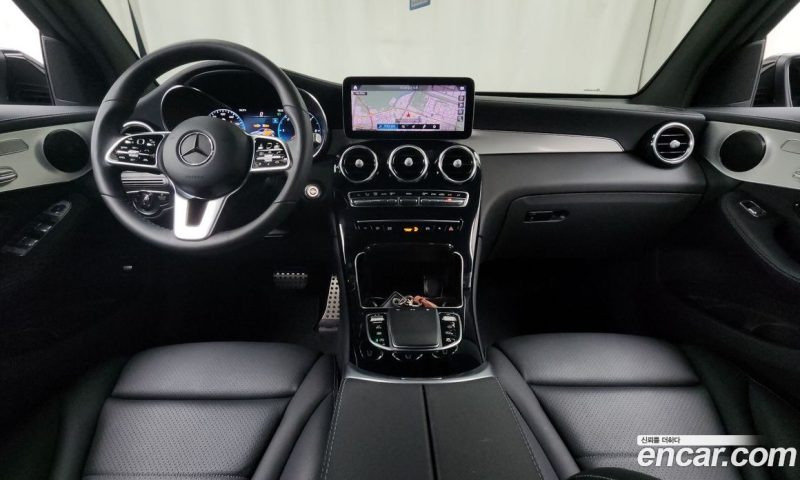 Mercedes Benz GLC-Class GLC220 D 4MATIC Coupe