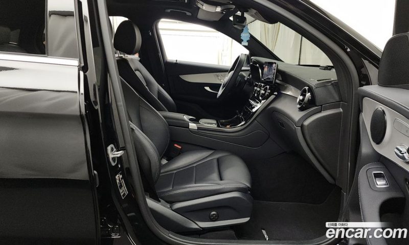 Mercedes Benz GLC-Class GLC220 D 4MATIC Coupe