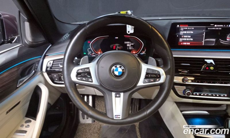 BMW 5-Series i530 M Sport Package Plus
