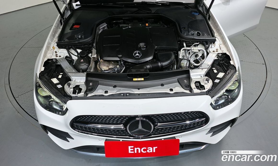 Mercedes Benz E-Class E220d 4MATIC AMG Line