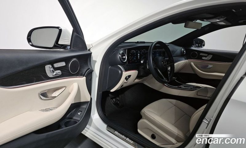 Mercedes Benz E-Class E250 Avantgarde